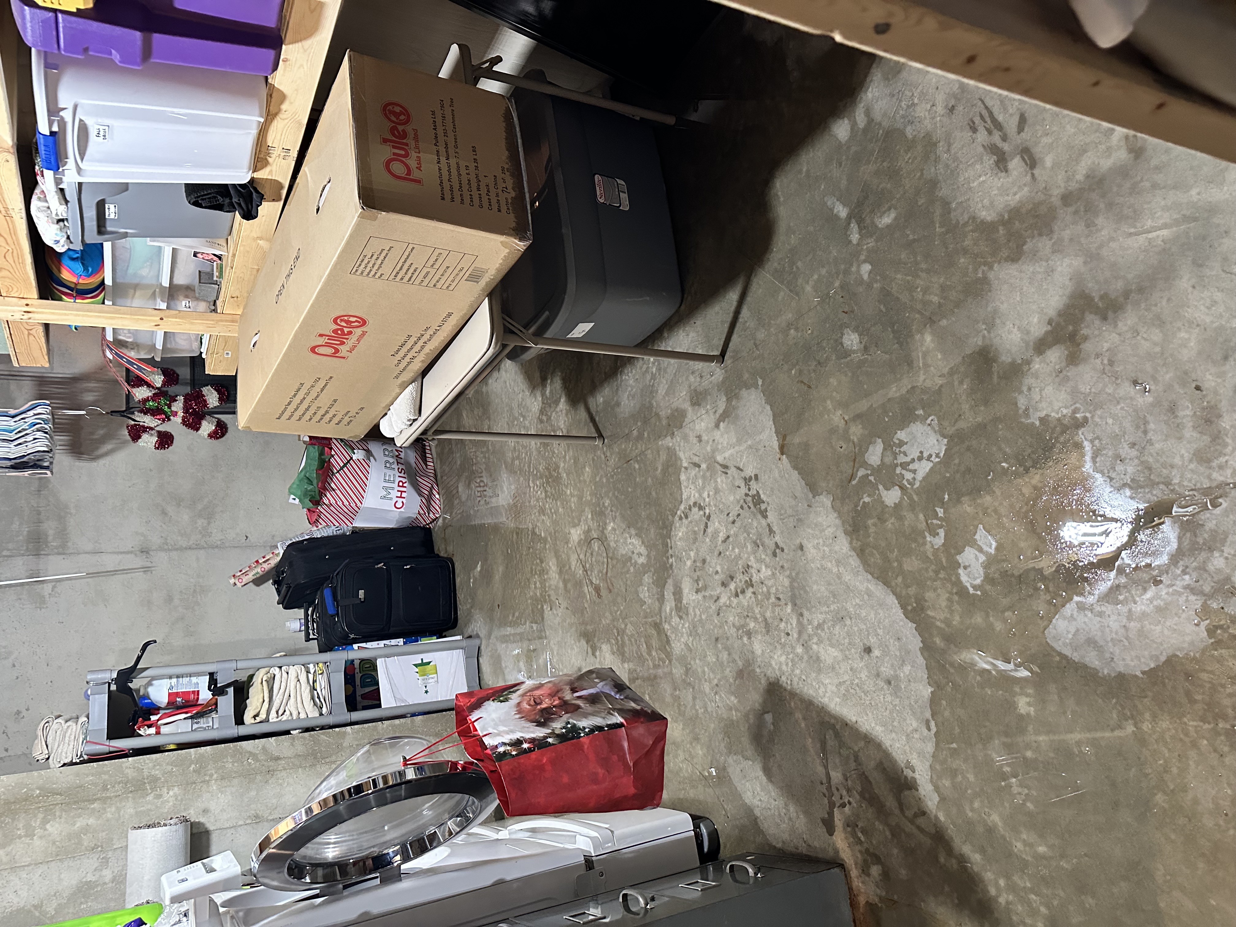 Commercial basement flooding in Montrose